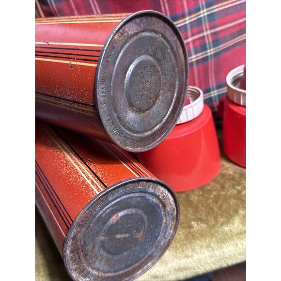 Vintage Thermos Picnic Set Red Plaid Carry Tote Bag 1970s Retro Christmas Decor - Picture 7 of 14